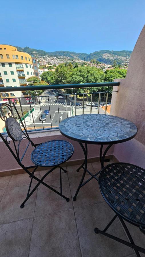 Garden And Seaview Apartment - Free Parking 丰沙尔 外观 照片